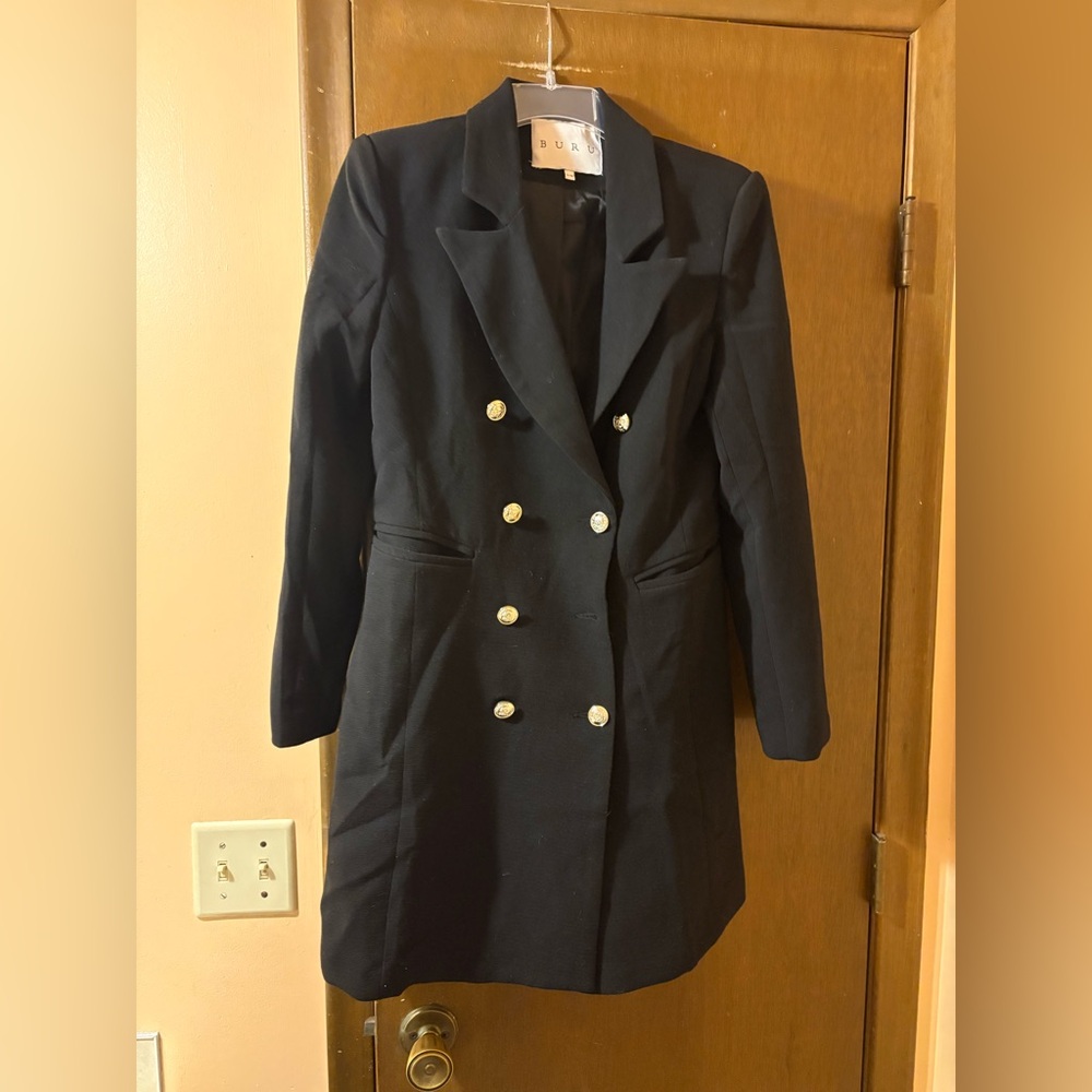 BURU black gold-buttoned trench coat